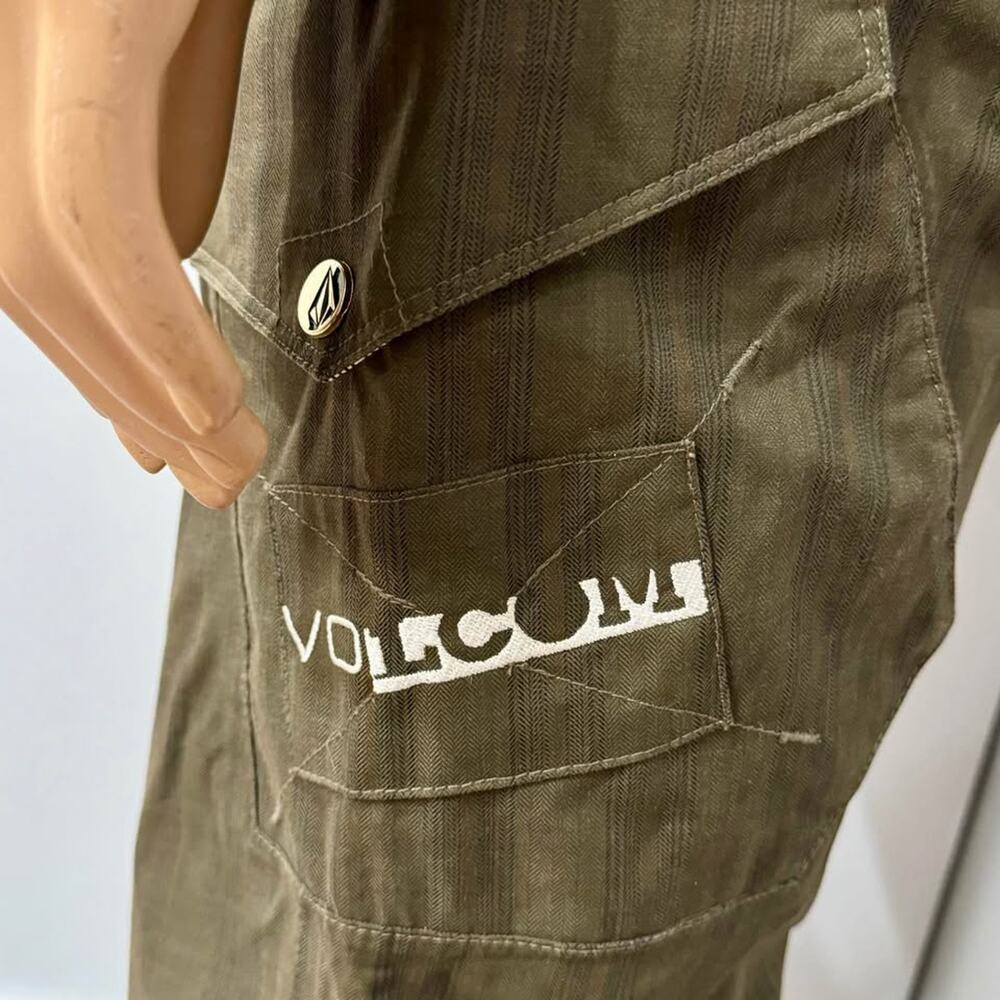 Volcom Nimbus Onyx Ski/Snowboarding Pants, Womans Small - Picture 3 of 10